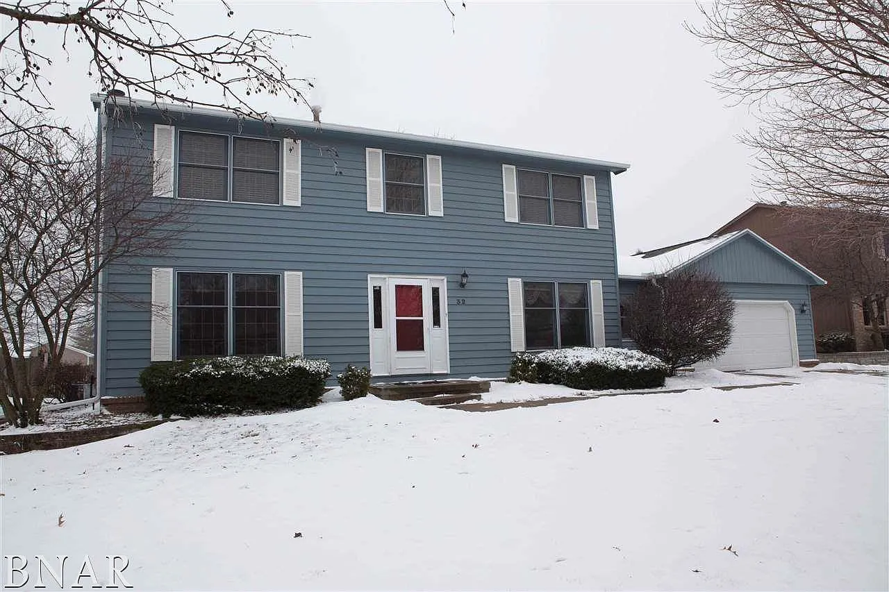 32 Harbor Pointe Cir photo 1