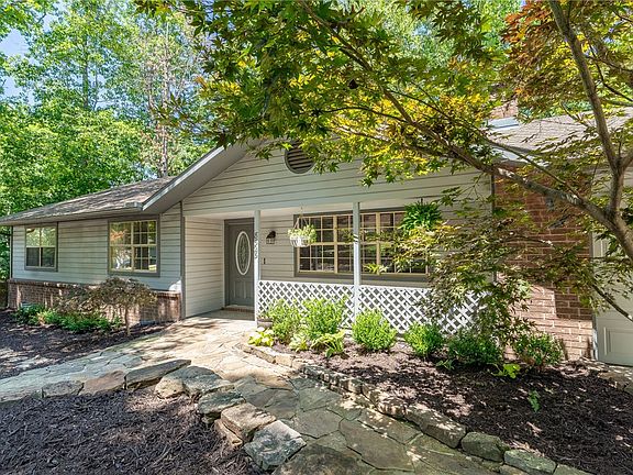 4th image of 8525 Haven Dr