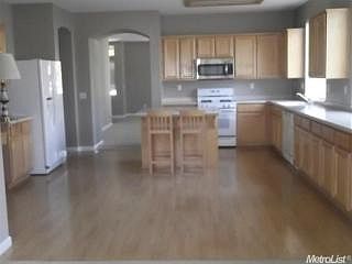 2nd image of 3860 Tudor Ct