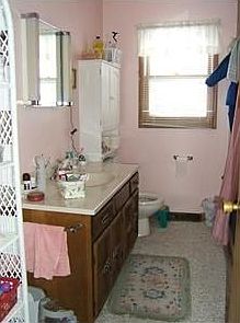 4th image of 2830 Panzl St