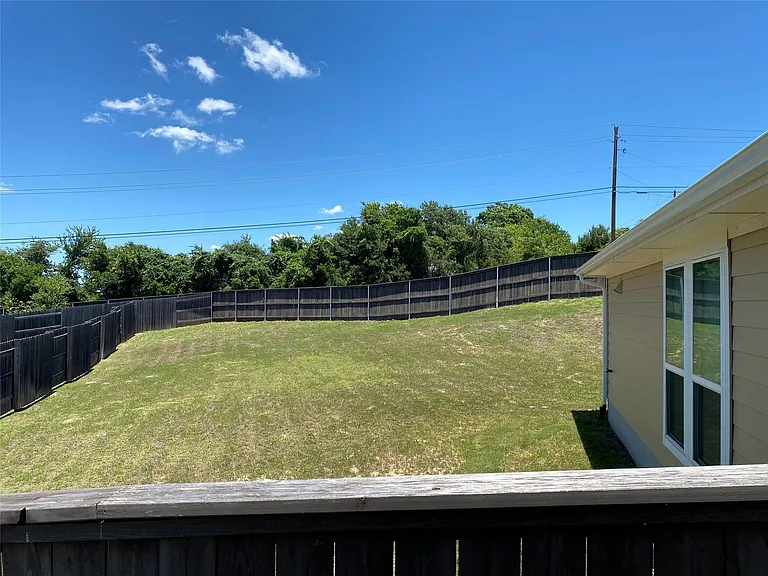 5712 Respinto Dr — Photo 3