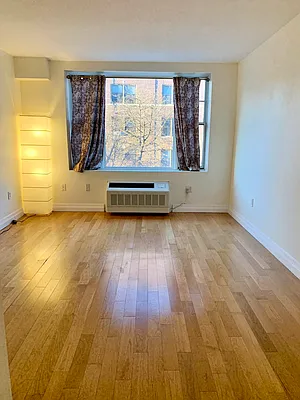 Rented by BARNES New York | media 14