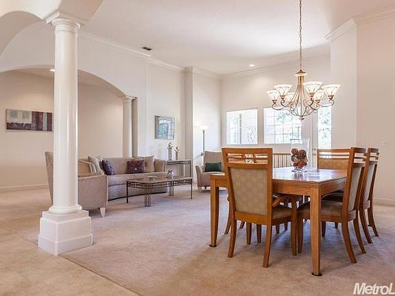 5th image of 4032 Brittany Pl