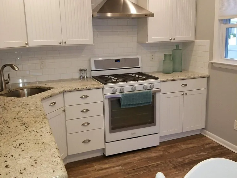 23 Dover Ave #1 — Photo 15
