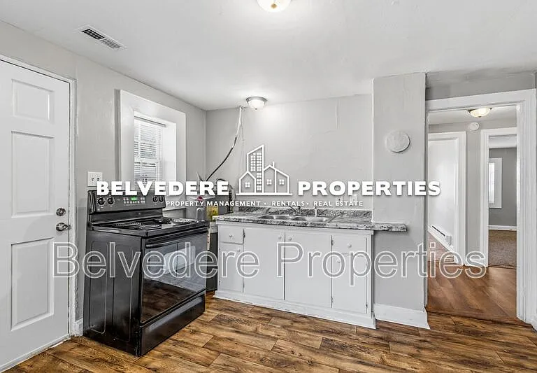 1730A Brooks Ave — Photo 4
