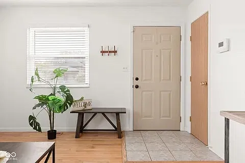 3 bed, 960 sqft, $1,800 — Photo 3
