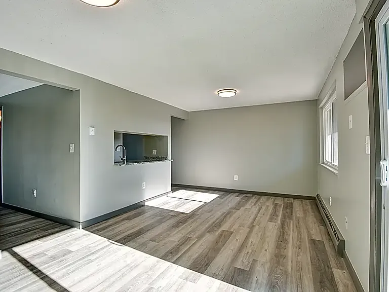 263 Kensington Ave #25 — Photo 2