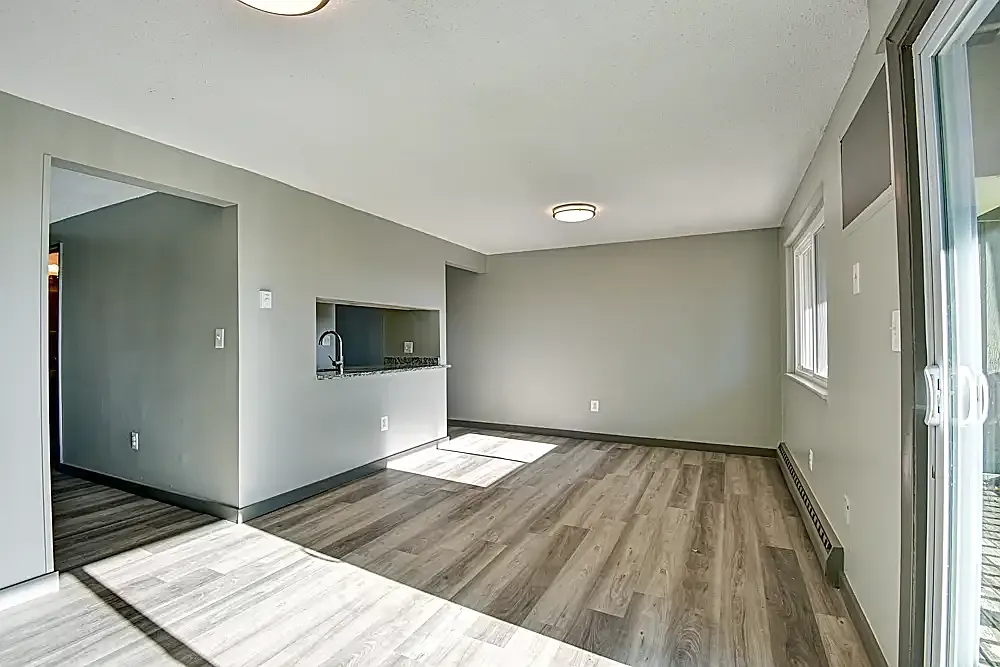 Building Photo - 263 Kensington Ave #25