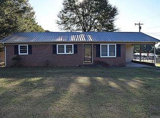 2221 Salem Church Rd, Lincolnton, NC 28092