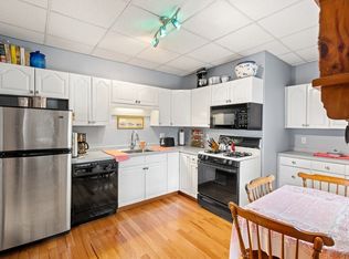 115 W Emerson St #102, Melrose, MA 02176