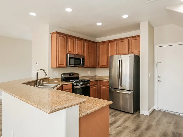 1417 Beams Ave — Photo 9