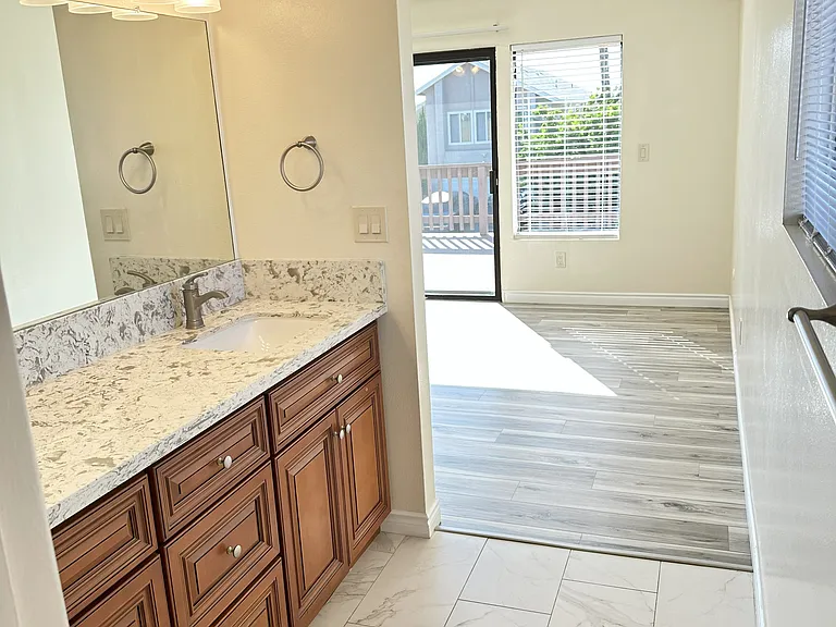 13103 Sundance Ave — Photo 47