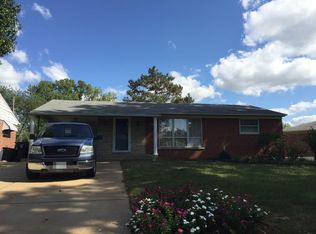 520 Nightingale Ln, Saint Louis, MO 63123