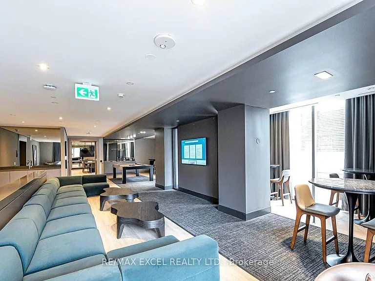 8 Cumberland St #1808 — Photo 26