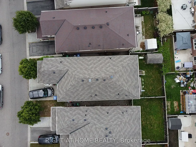 58 Meadowcrest Ln #LOWER — Photo 34