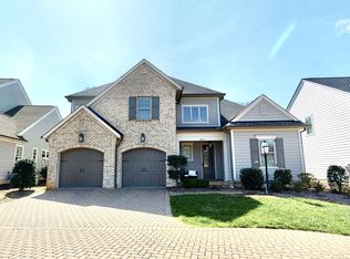1016 N Sharon Amity Rd, Charlotte, NC 28211