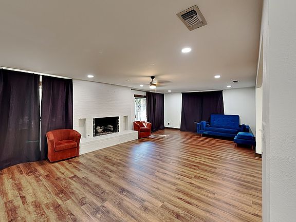 4th image of 1217 Circle Park Blvd