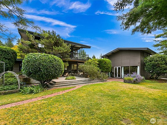 5th image of 800 Highland Drive