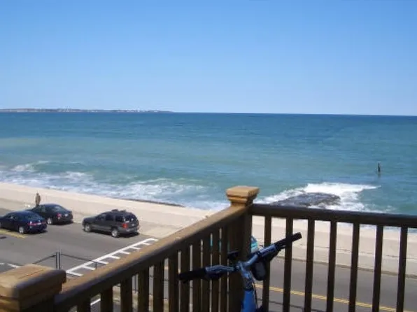 203 Winthrop Shore Dr APT 6, Winthrop, MA 02152