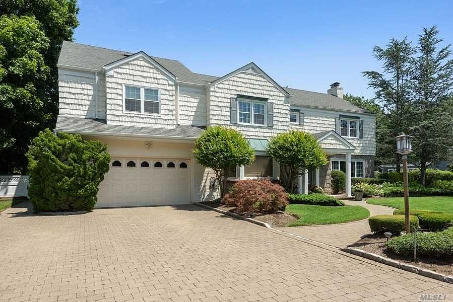 1st image of 1345 Boxwood Dr E