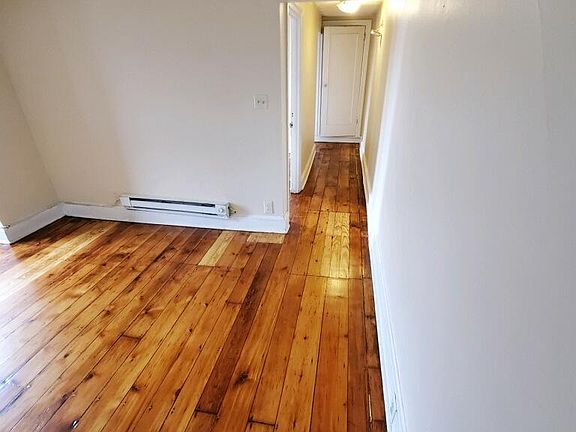 2nd image of 264 Walnut St APT 4