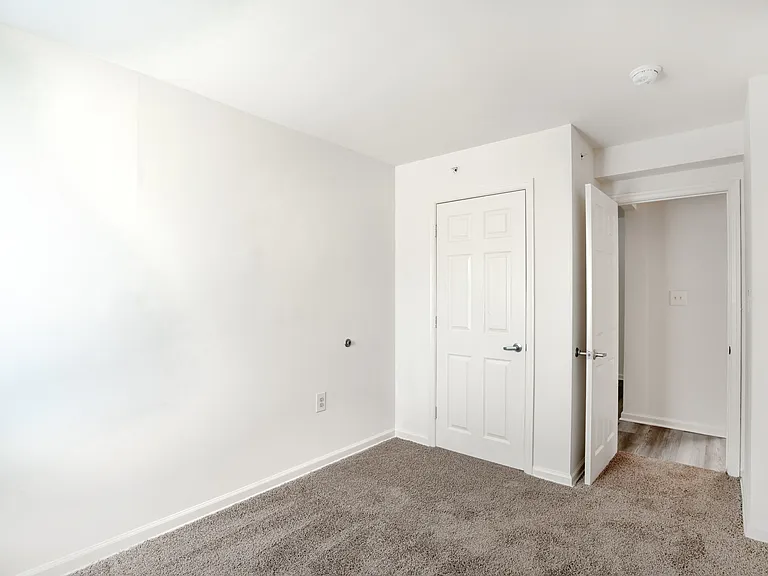 Highland Terrace Apartments — Photo 10