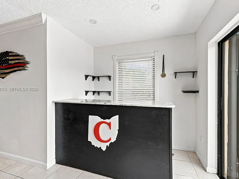 206 SE 1st Cir #13B — Photo 13