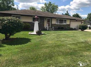3640 Baycrest Dr, Monroe, MI 48162