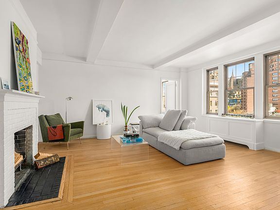 4th image of 299 W 12th St APT 7J