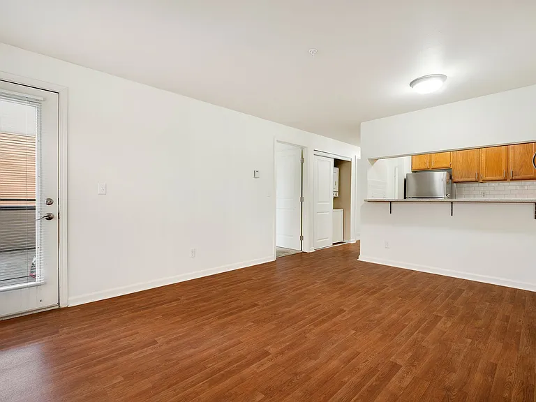 Northlink Apartments — Photo 49