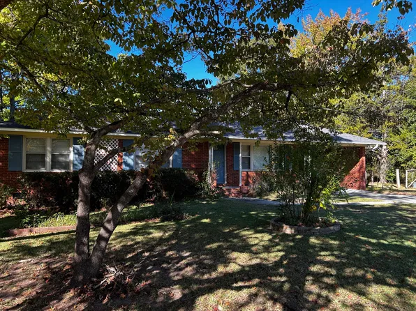 2414 Hunt Club Rd, Sumter, SC 29154
