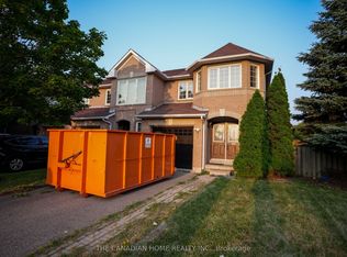 1 Kenwood Dr S, Brampton, ON L6X 4P5