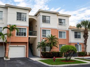 2310 Myrtlewood Cir E, Palm Beach Gardens, FL 33418