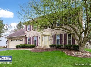 220 Lombardy Ln, Oswego, IL