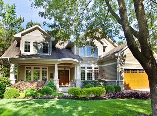 4130 Washington St, Downers grove, IL 60515