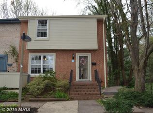 2117 Golf Course Dr, Reston, VA 20191