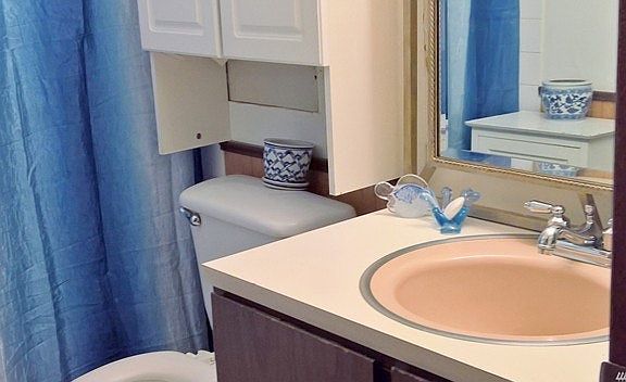 5th image of 10457 Des Moines Memorial Dr S APT 301