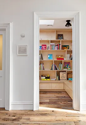 Rented by Compass | media 31