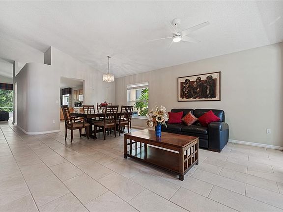 3rd image of 2955 SABEL OAK PLACE