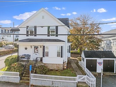 387 Sprague St, Fall River, MA, 02724
