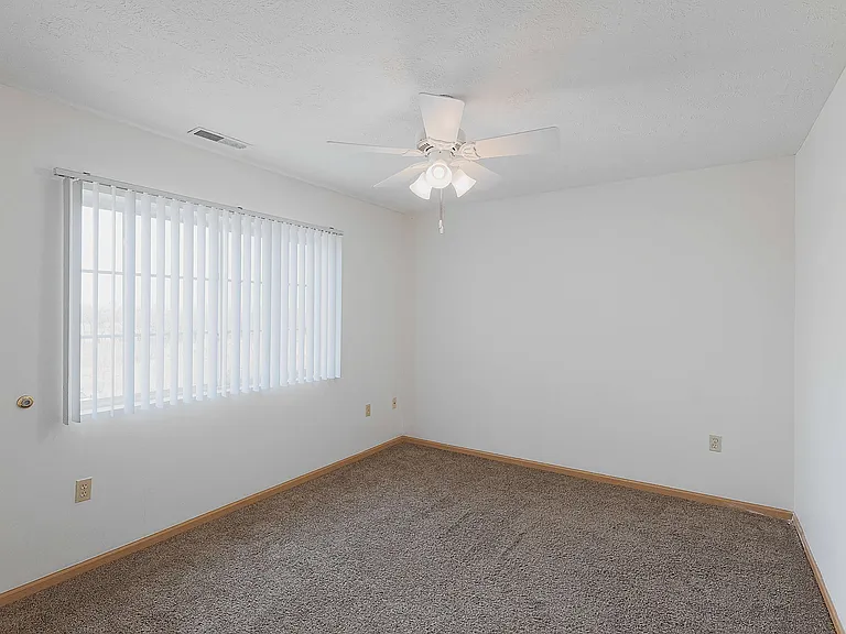 Park Ridge Apartments — Photo 85