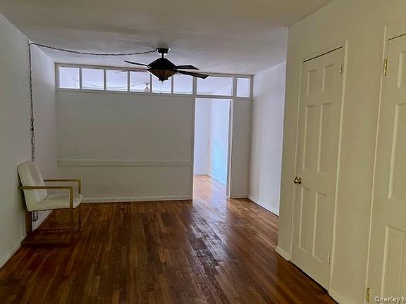 4th image of 310 Lenox Road #4U