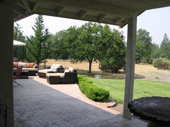 2nd image of 2703 Oak Valley Dr