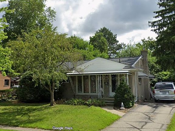5th image of 812 Friar Dr