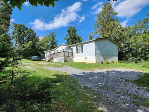 1020 Mount Pleasant Rd, Shawsville, VA 24162
