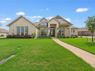 325 Stone Manor Dr, Mc Gregor, TX 76657