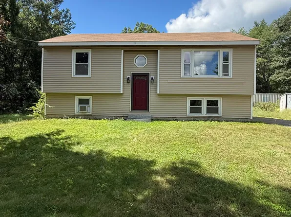 124 Ell Pond Road, Wells, ME 04090