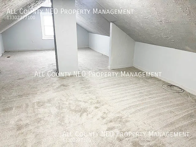 3400 E 52nd St — Photo 15