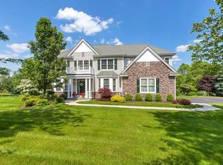 22 Mansion Ridge Blvd, Monroe, NY 10950