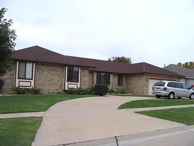 1st image of 598 Laura Ln